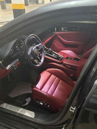 PORSCHE-PANAMERA-2020