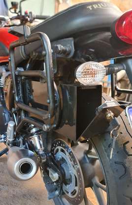 TRIUMPH-STREET TWIN-2020