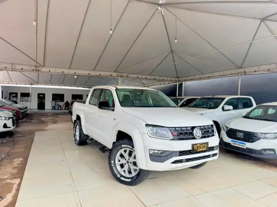 VOLKSWAGEN AMAROK 2.0 HIGHLINE EXTREME 4X4 CD 16V TURBO INTERCOOLER DIESEL 4P AUTOMÁTICO VOLKSWAGEN AMAROK 2.0 HIGHLINE EXTREME 4X4 CD 16V TURBO INTERCOOLER DIESEL 4P AUTOMÁTICO