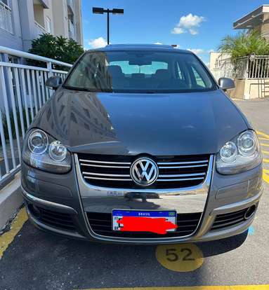 VOLKSWAGEN-JETTA-2.5 I 20V 170CV GASOLINA 4P TIPTRONIC VOLKSWAGEN-JETTA-2010