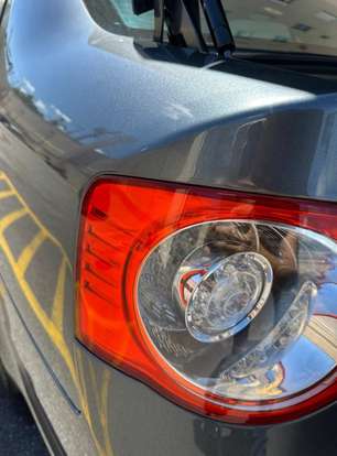 VOLKSWAGEN-JETTA-2010