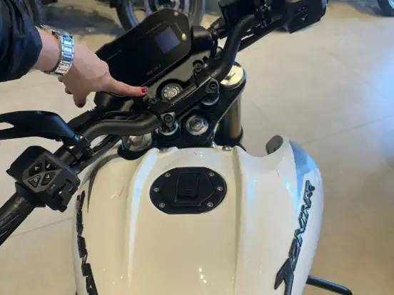 BAJAJ-DOMINAR NS400Z BAJAJ-DOMINAR NS400Z-2026