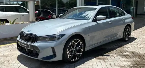 BMW 330e 2.0 16V TURBO HÍBRIDO M SPORT AUTOMÁTICO