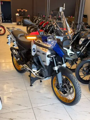BMW R 1300 GS ADVENTURE TROPHY 