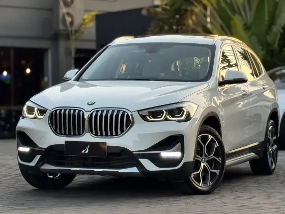 BMW X1 2.0 16V TURBO ACTIVEFLEX SDRIVE20I X-LINE 4P AUTOMÁTICO