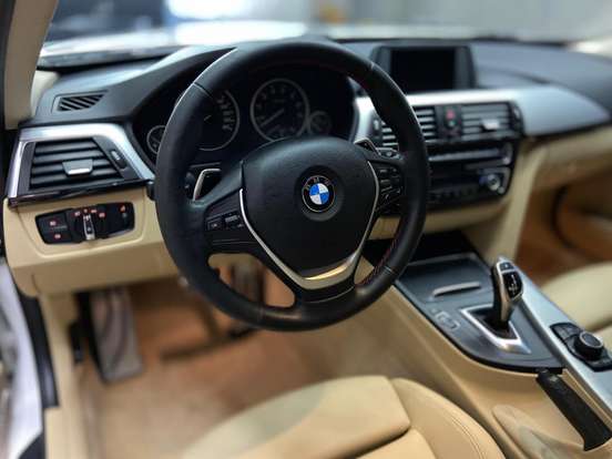 BMW-320i-2.0 SPORT 16V TURBO ACTIVE FLEX 4P AUTOMÁTICO BMW-320i-2016