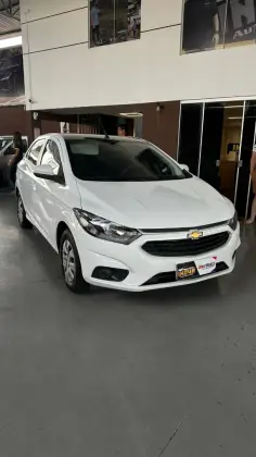 CHEVROLET ONIX 1.0 MPFI LT 8V FLEX 4P MANUAL