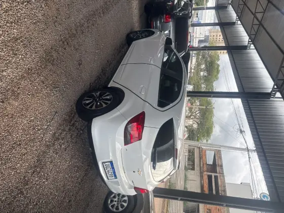 CHEVROLET ONIX 1.4 MPFI LT 8V FLEX 4P MANUAL CHEVROLET ONIX 1.4 MPFI LT 8V FLEX 4P MANUAL