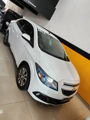 CHEVROLET PRISMA 1.4 MPFI LT 8V FLEX 4P AUTOMÁTICO CHEVROLET PRISMA 1.4 MPFI LT 8V FLEX 4P AUTOMÁTICO