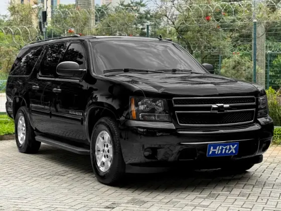 CHEVROLET SUBURBAN 5.3 LS V8 4X4 GASOLINA 4P AUTOMÁTICO