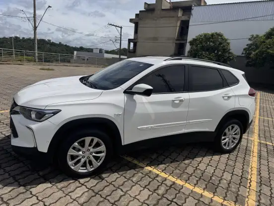 CHEVROLET-TRACKER-2024