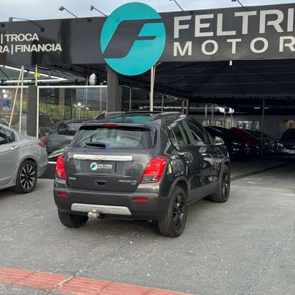 CHEVROLET-TRACKER-2014