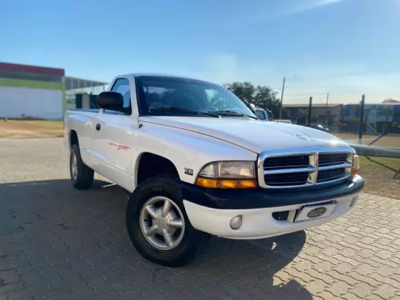 DODGE DAKOTA 3.9 SPORT 4X2 CE V6 12V GASOLINA 2P MANUAL