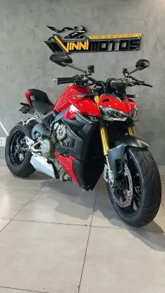 DUCATI STREETFIGHTER V4 S 