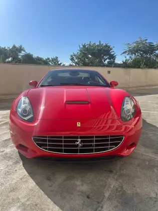 FERRARI CALIFORNIA 4.3 V8 GASOLINA F1-DCT