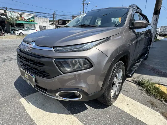 FIAT TORO 2.0 16V TURBO DIESEL FREEDOM 4WD AT9