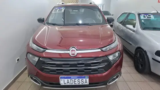 FIAT TORO 2.0 16V TURBO DIESEL VOLCANO 4WD AT9