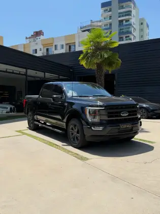 FORD F-150 5.0 V8 GASOLINA CD LARIAT FX4 AUTOMÁTICO