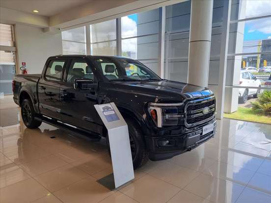 FORD-F-150-5.0 V8 GASOLINA CD LARIAT BLACK FX4 AUTOMÁTICO FORD-F-150-2025