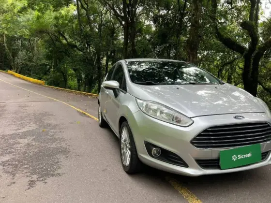 FORD FIESTA 1.6 TITANIUM HATCH 16V FLEX 4P AUTOMÁTICO