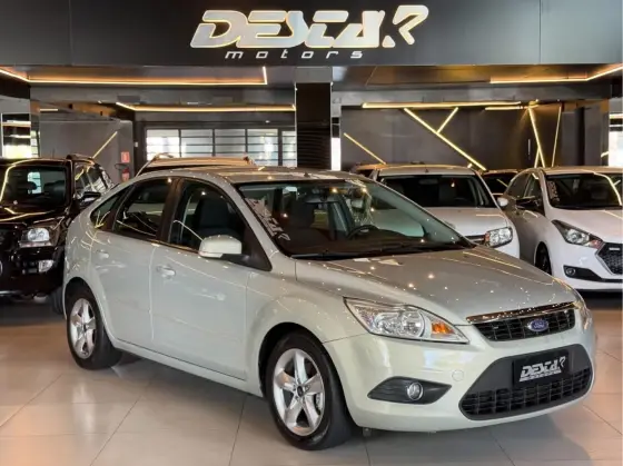 FORD FOCUS 1.6 8V GASOLINA 4P MANUAL