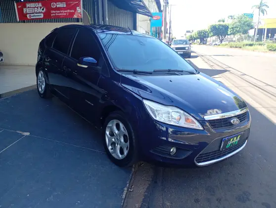 FORD FOCUS 2.0 TITANIUM HATCH 16V FLEX 4P MANUAL