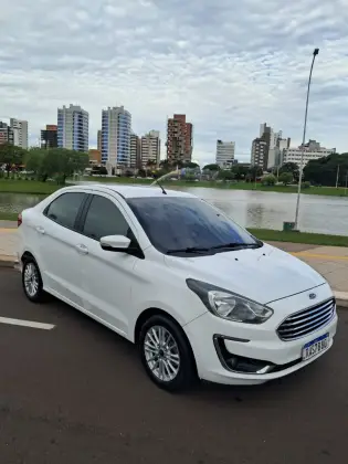 FORD KA 1.5 TI-VCT FLEX TITANIUM SEDAN AUTOMÁTICO