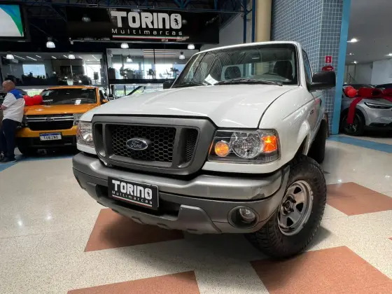 FORD RANGER 2.3 XL 4X2 CS 16V GASOLINA 2P MANUAL