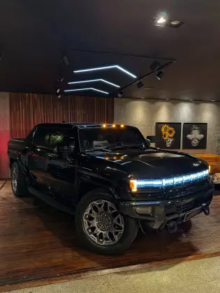 GMC HUMMER 212,7 KW EV PICKUP 3X 4X4 GMC HUMMER 212,7 KW EV PICKUP 3X 4X4
