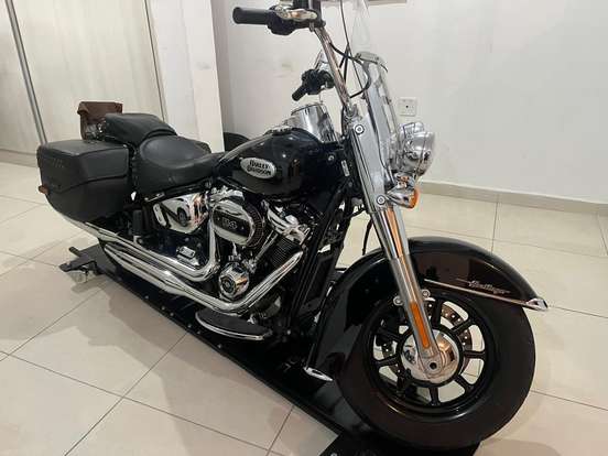 HARLEY-DAVIDSON-SOFTAIL HERITAGE CLASSIC 114-2022