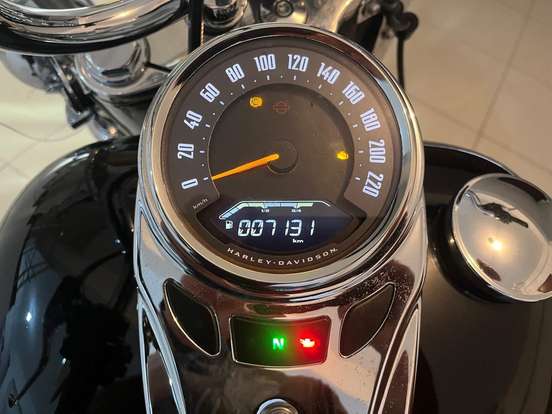 HARLEY-DAVIDSON-SOFTAIL HERITAGE CLASSIC 114-2022