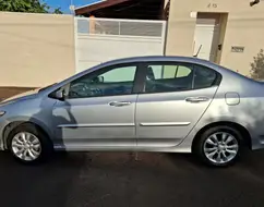 HONDA CITY 1.5 LX 16V FLEX 4P AUTOMÁTICO HONDA CITY 1.5 LX 16V FLEX 4P AUTOMÁTICO