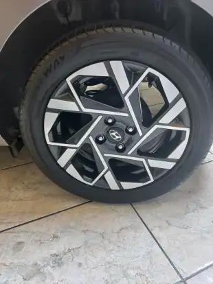 HYUNDAI-HB20-2022