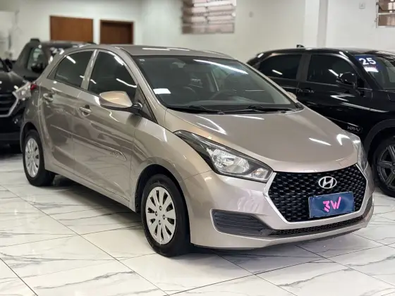 HYUNDAI HB20 1.0 UNIQUE 12V FLEX 4P MANUAL