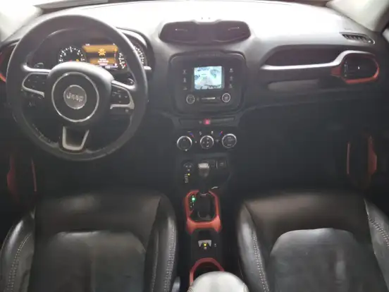 JEEP-RENEGADE-2.0 16V TURBO DIESEL TRAILHAWK 4P 4X4 AUTOMÁTICO JEEP-RENEGADE-2016