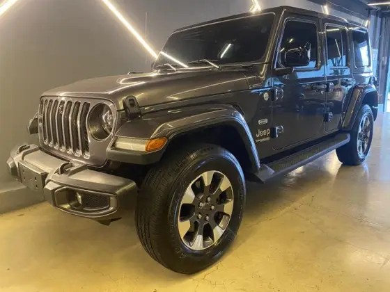 JEEP WRANGLER 2.0 TURBO GASOLINA SAHARA 4P 4X4 AT8