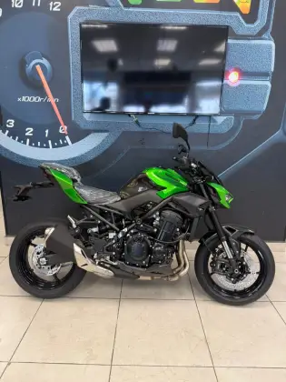 KAWASAKI Z900 