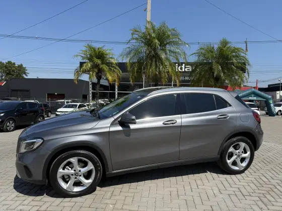 MERCEDES-BENZ GLA 200 1.6 CGI FLEX ADVANCE 7G-DCT MERCEDES-BENZ GLA 200 1.6 CGI FLEX ADVANCE 7G-DCT