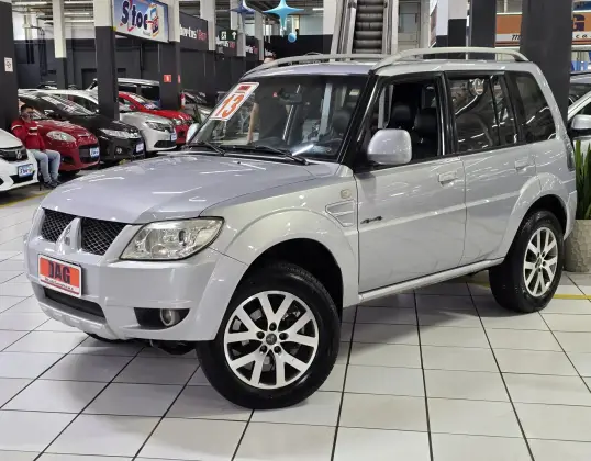 MITSUBISHI PAJERO TR4 2.0 4X4 16V 140CV FLEX 4P AUTOMÁTICO