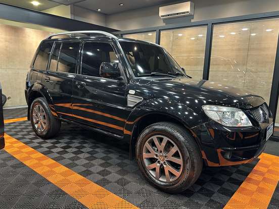 MITSUBISHI-PAJERO TR4-2013