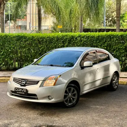 NISSAN SENTRA 2.0 S 16V FLEX 4P AUTOMÁTICO NISSAN SENTRA 2.0 S 16V FLEX 4P AUTOMÁTICO