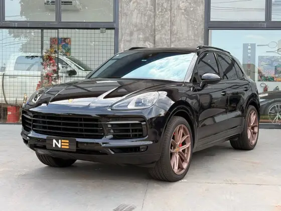 PORSCHE CAYENNE 3.0 V6 GASOLINA AWD TIPTRONIC S