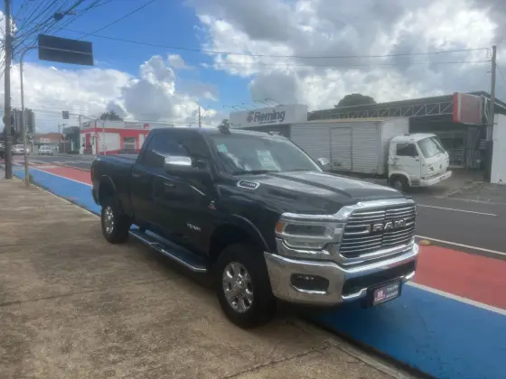 RAM 2500 6.7 I6 TURBO DIESEL LARAMIE CD 4X4 AUTOMÁTICO