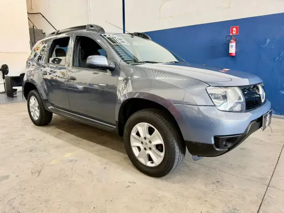 RENAULT DUSTER 1.6 16V SCE FLEX EXPRESSION MANUAL RENAULT DUSTER 1.6 16V SCE FLEX EXPRESSION MANUAL