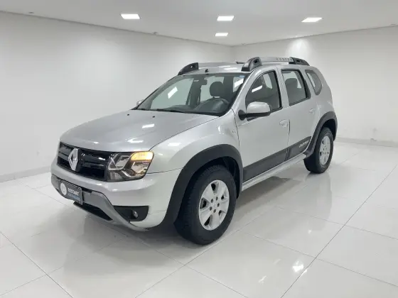 RENAULT DUSTER 2.0 DYNAMIQUE 4X2 16V FLEX 4P AUTOMÁTICO