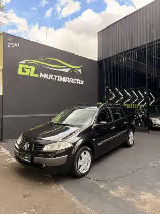 RENAULT MEGANE 2.0 DYNAMIQUE GRAND TOUR 16V GASOLINA 4P AUTOMÁTICO