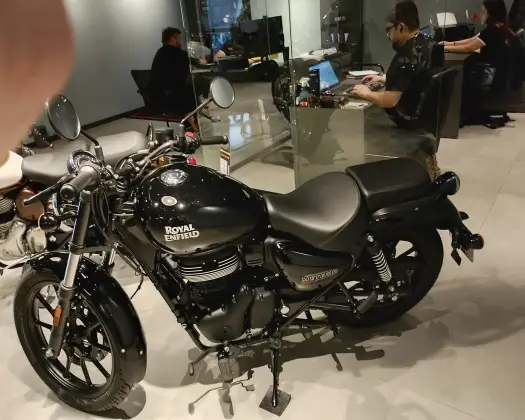 ROYAL ENFIELD METEOR 350 FIREBALL 