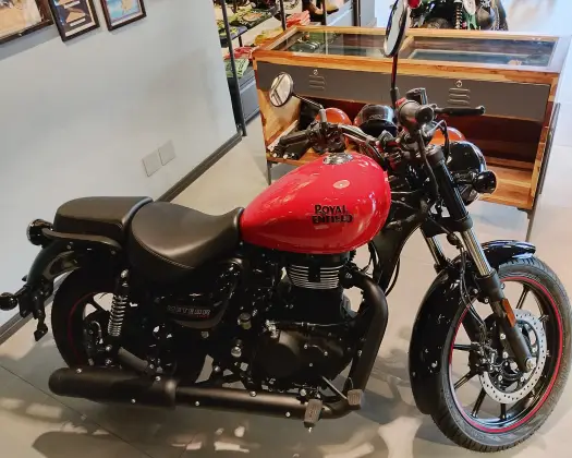 ROYAL ENFIELD METEOR 350 FIREBALL 