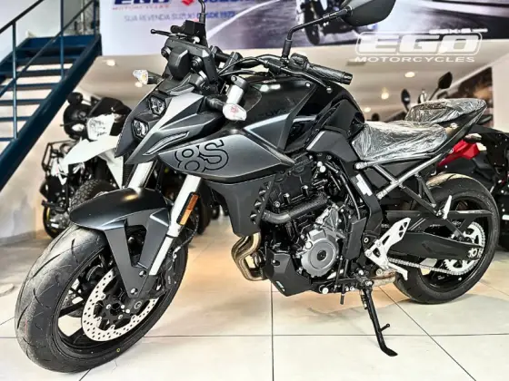 SUZUKI GSX-8S SUZUKI GSX-8S
