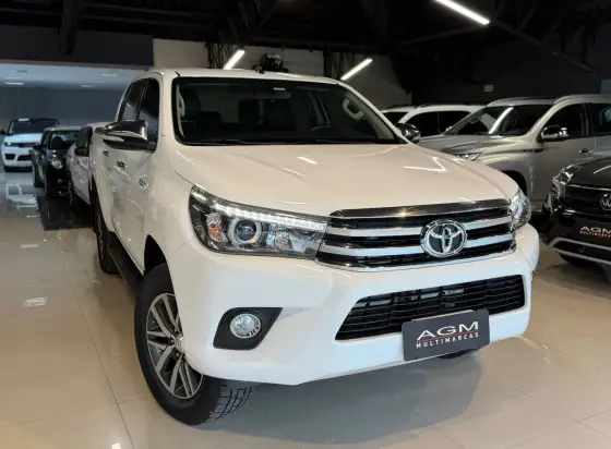 TOYOTA HILUX 2.8 SRX 4X4 CD 16V DIESEL 4P AUTOMÁTICO